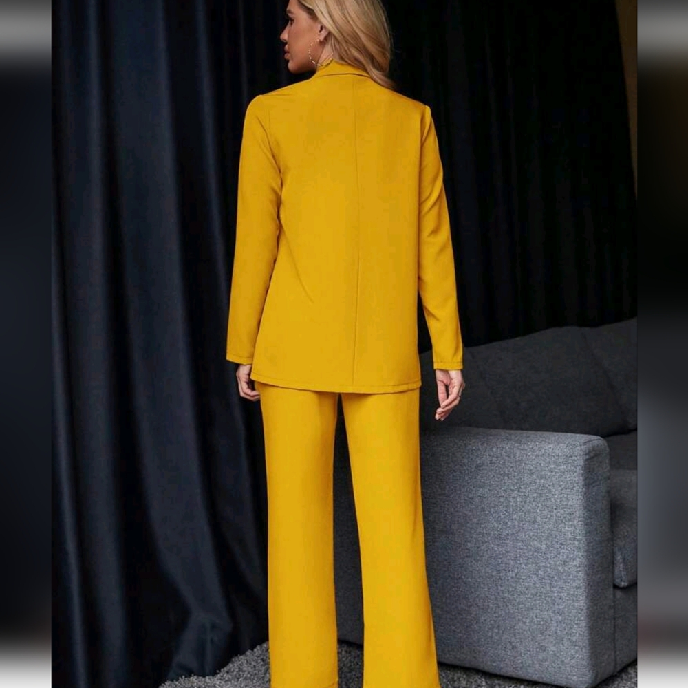 Solid Color Suit Set - Picture 3 of 5